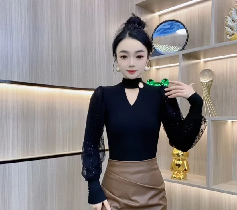 设计感秋冬新款时尚百搭性感蕾丝拼接网纱T恤长袖修身显瘦上衣
