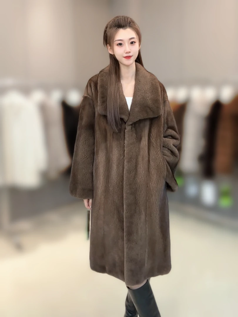 咖啡色 大翻领 长款 年轻款水貂皮草外套