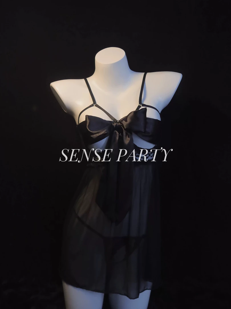 【夏日恋情】缎面系带睡裙蝴蝶结蕾丝吊带睡裙趣味成人性感制服