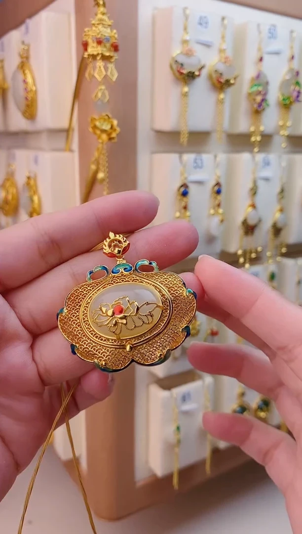 【闪购商品】和田玉吊坠(赠链)银S925镀金镶嵌1