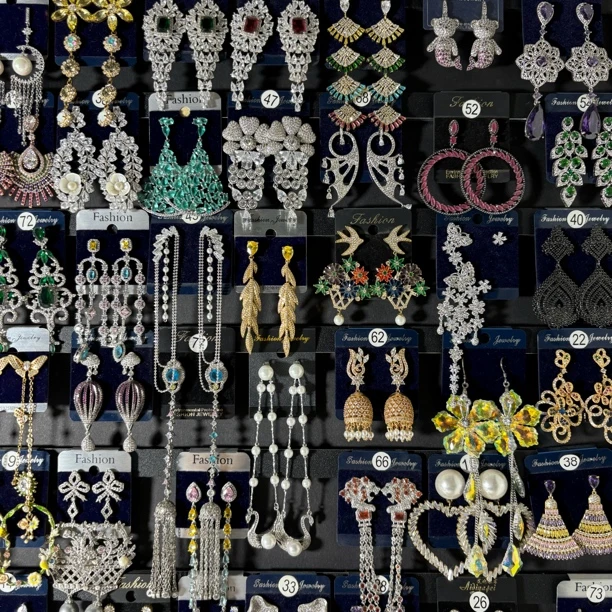 铜合金锆石耳饰 直播间过款专用链接时尚轻奢百搭气质耳饰耳环