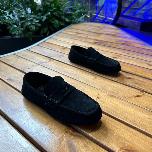 2024新款纯皮休闲78598懒人豆豆鞋