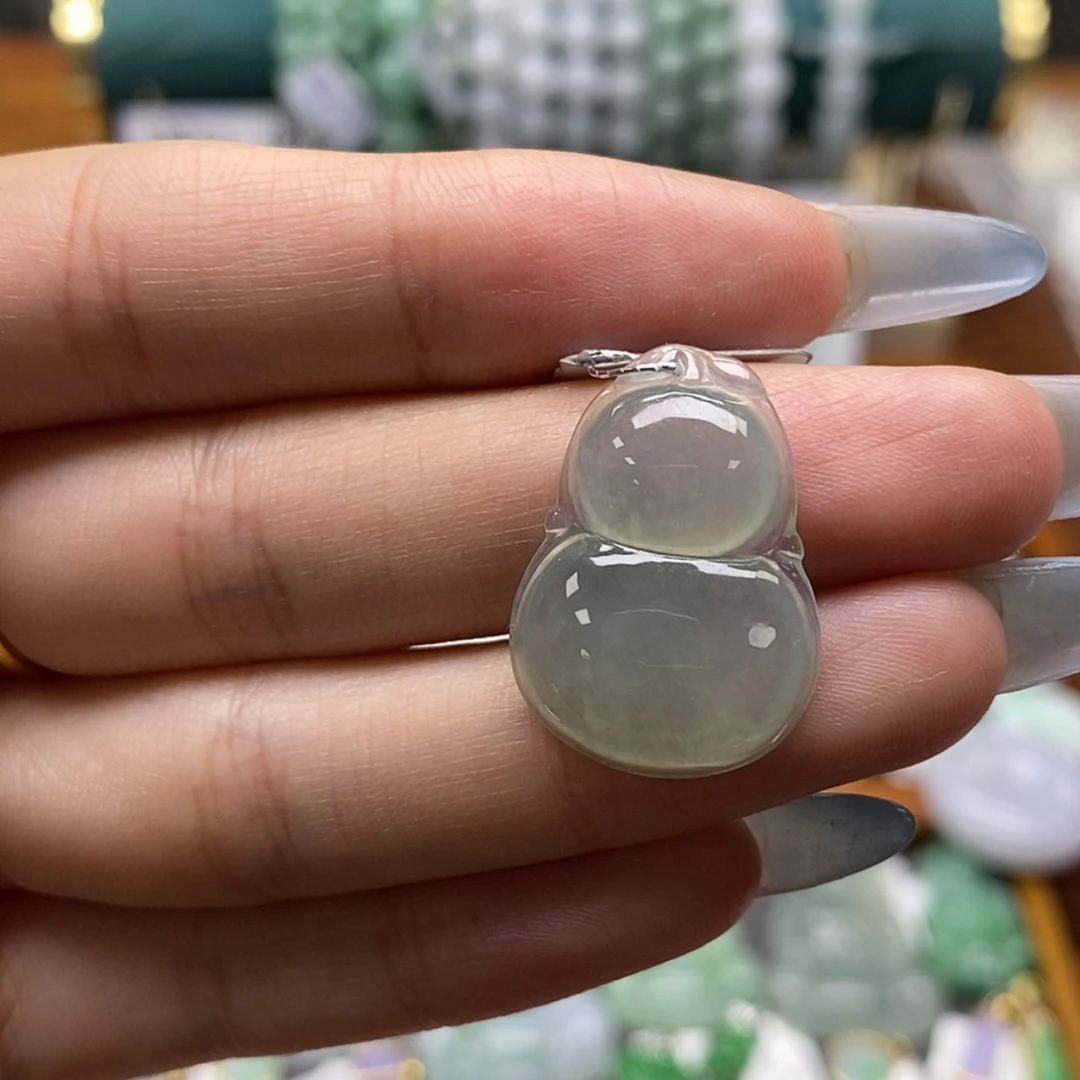 【闪购商品】翡翠颈饰未镶嵌葫芦