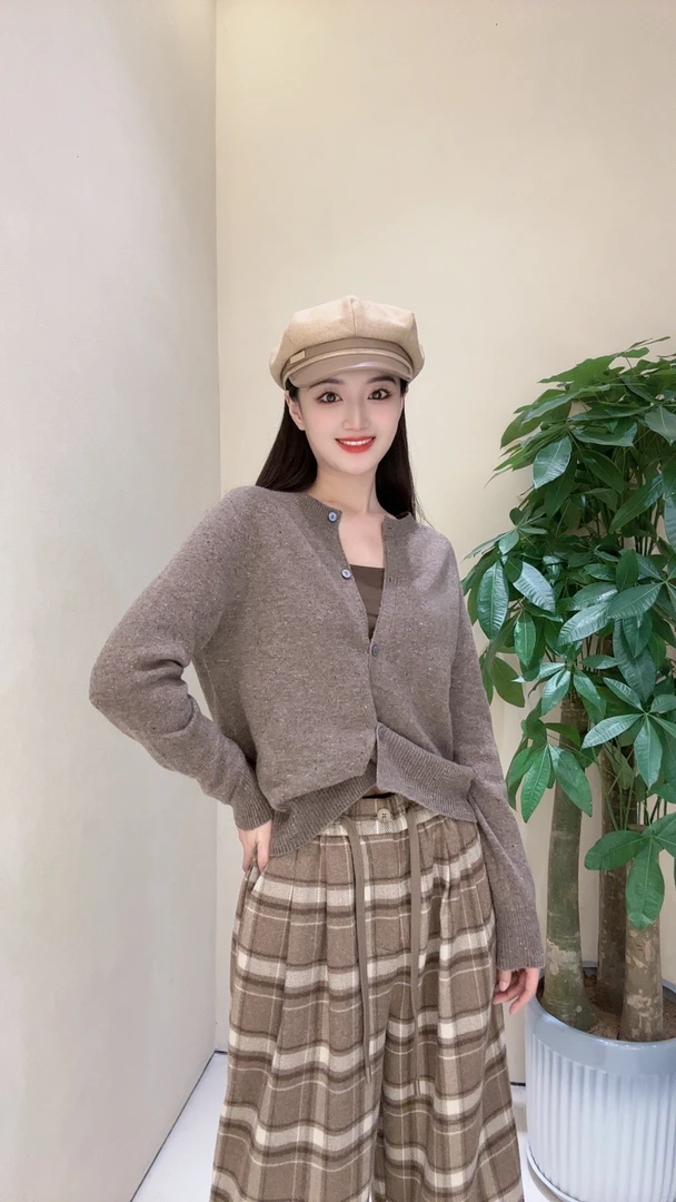 FONMEY 梵迷棉羊毛开衫