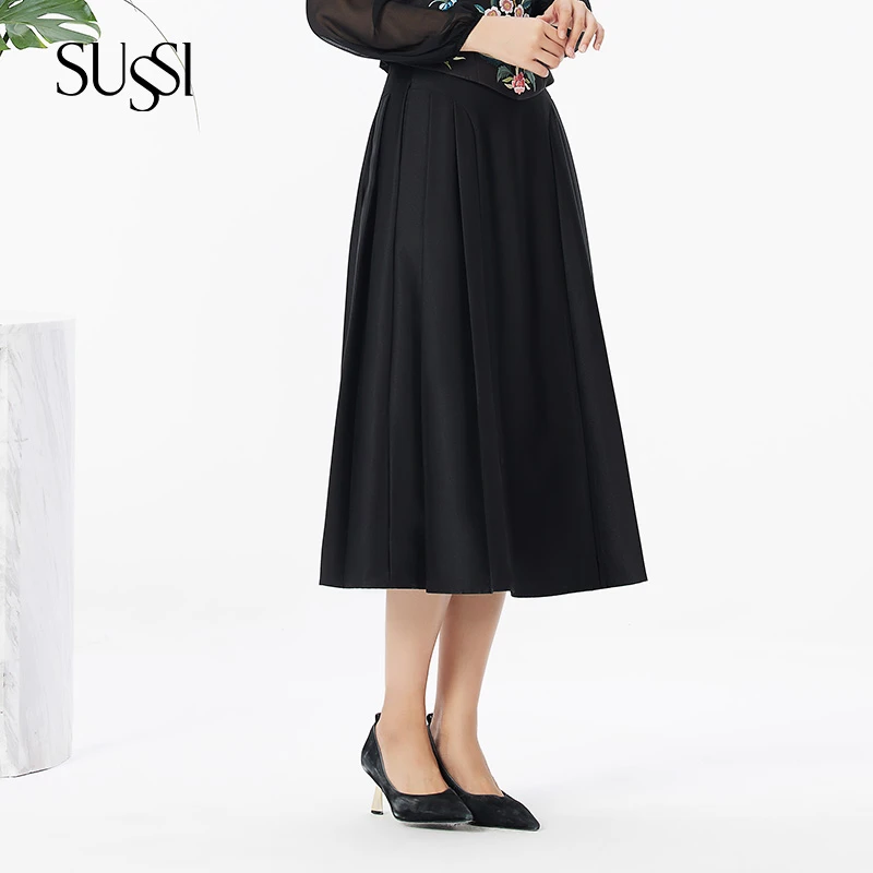 SUSSI/古色25秋新品商场同款黑色通勤风百搭高腰A摆长半裙