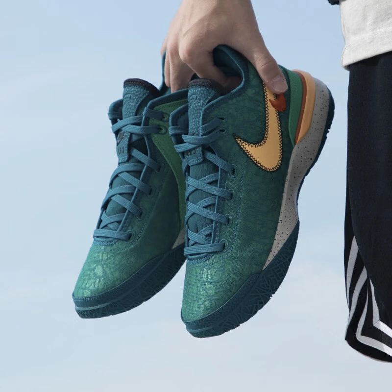 NIKE耐克男鞋休闲鞋2024秋冬新款运动鞋缓震训练篮球鞋DR8788-301