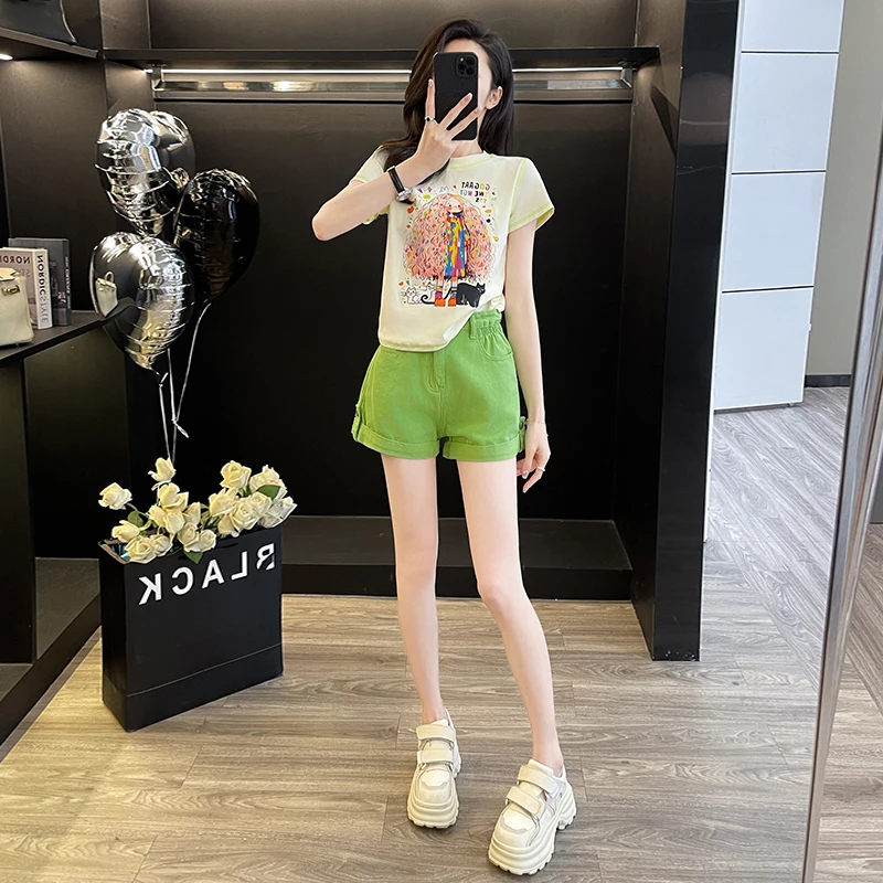 炸街显瘦新款减龄高端洋气流行可爱休闲夏季网红时尚独特绿色裤子