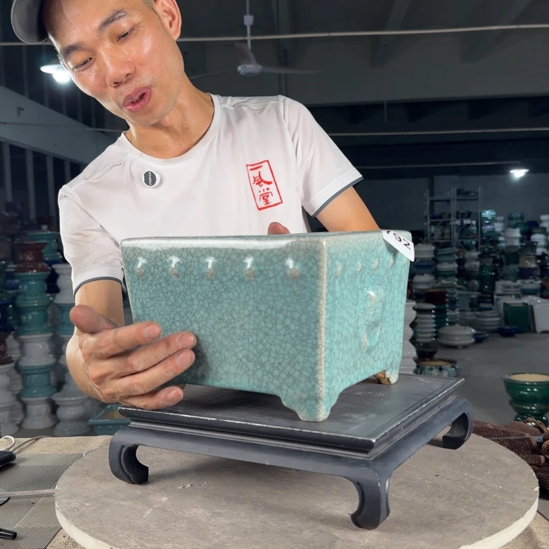 红陶20CM（含）-50CM（不含）792 微瑕