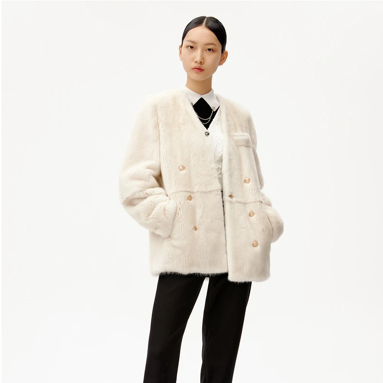 HPLY荷比俪冬新品女大气简洁V领柔软水貂外套HEB42590163