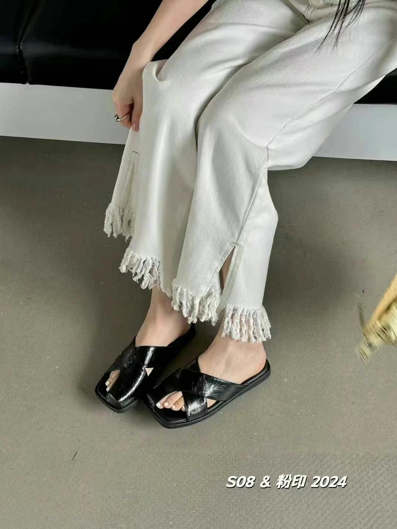 外穿防滑耐磨轻便百搭舒适网红甜美淑女包头凉拖鞋