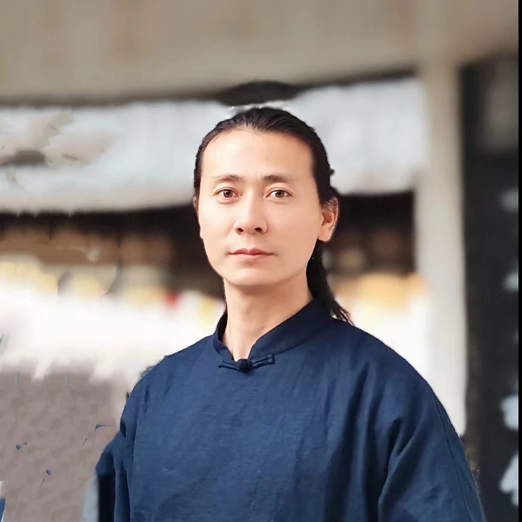 创始人松岩先生 小是 提升课程 视频课程虚拟课程