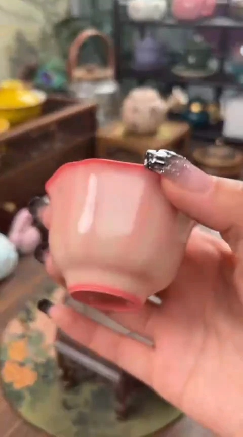 【闪购商品】陶瓷胭脂粉猪油冻花口客杯