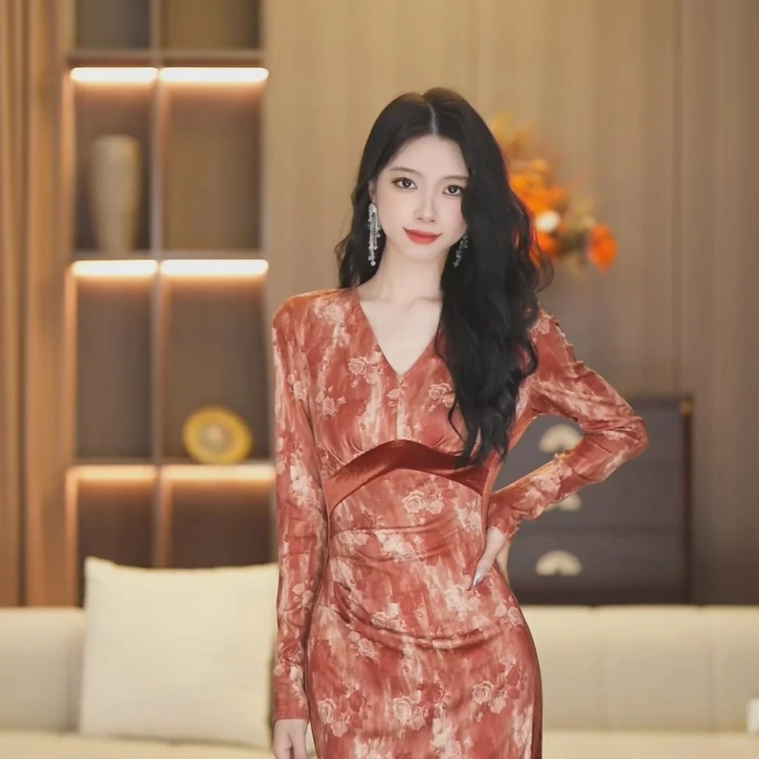 【小雪】秋冬新款喜上眉梢法式时尚气质修身收腰开衩连衣裙-SW0440