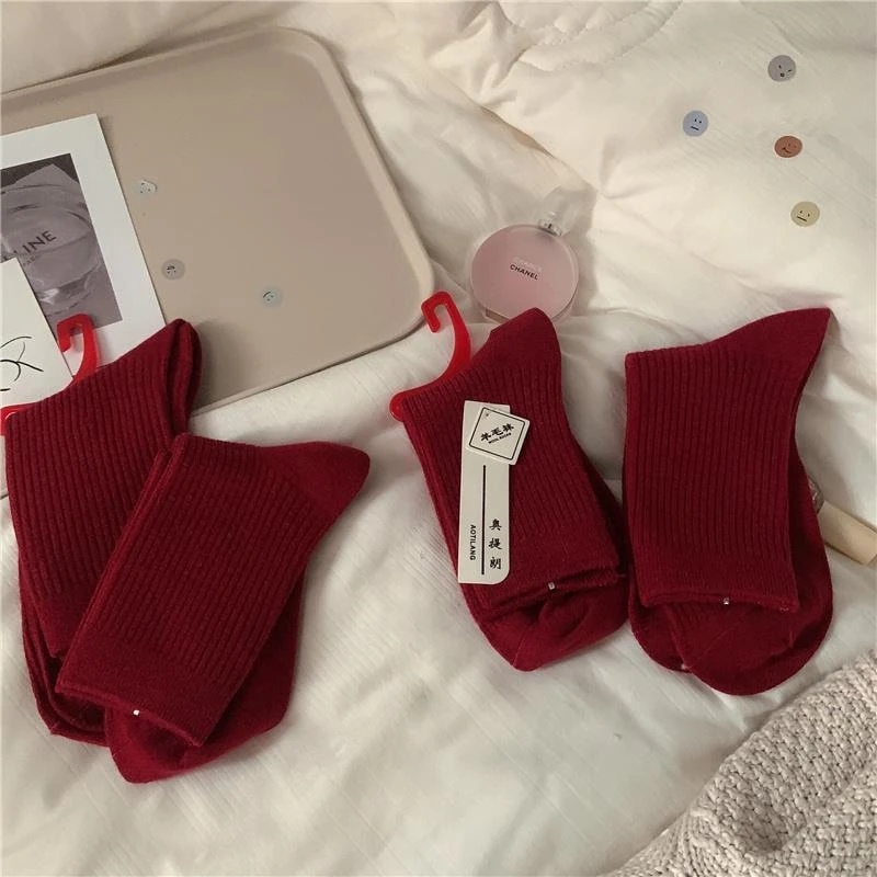 2024龙年绵羊毛暗红色男女士中筒袜加厚保暖冬季长袜酒红本命年袜