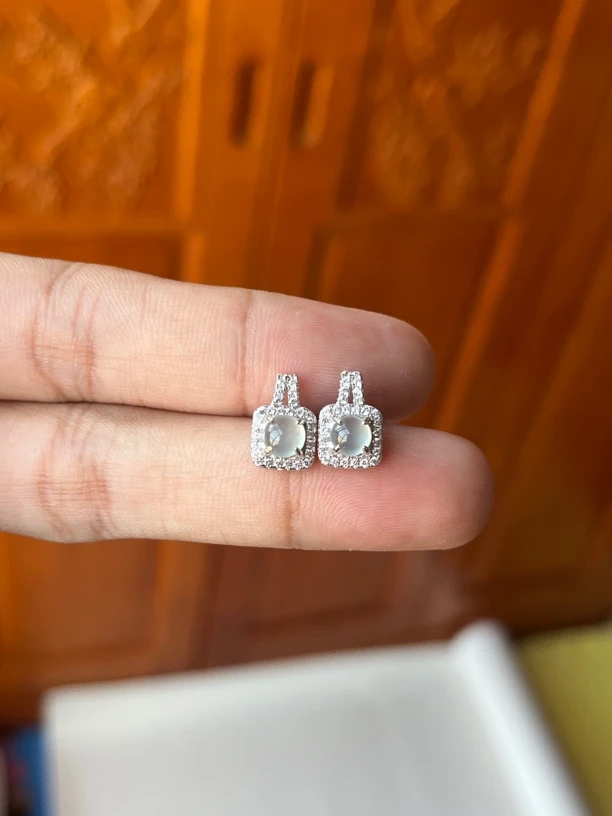 s925银镶翡翠方糖型时尚休闲轻奢款耳钉