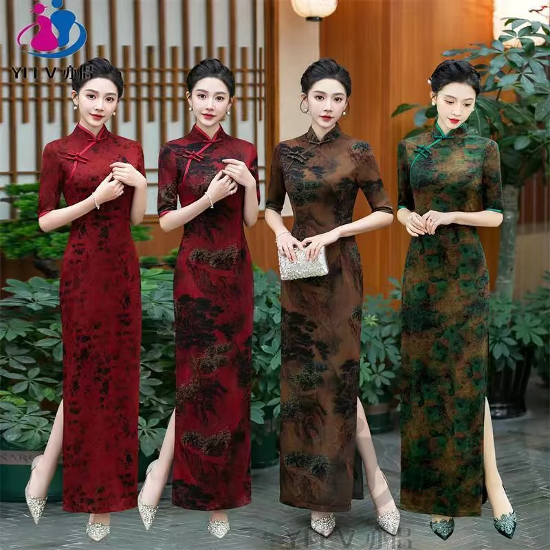 2025新款新中式改良秋冬款长款复古高弹印花日常走秀跳舞表演旗袍