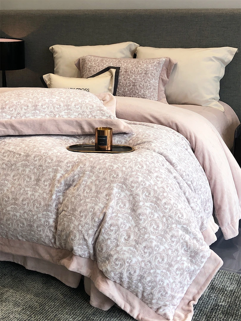 MLC 0081 浪漫印花丰盈慕丝牛奶绒四件套 可可西里