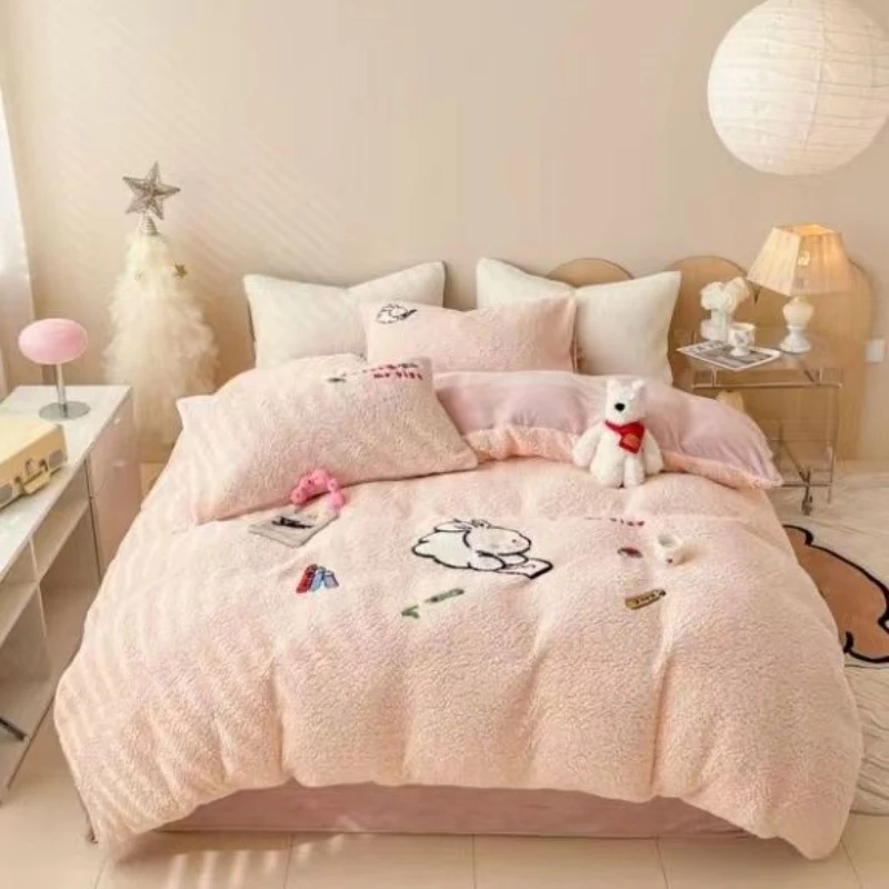 LM 7720 新款仿羊羔绒刺绣四件套 绘画兔