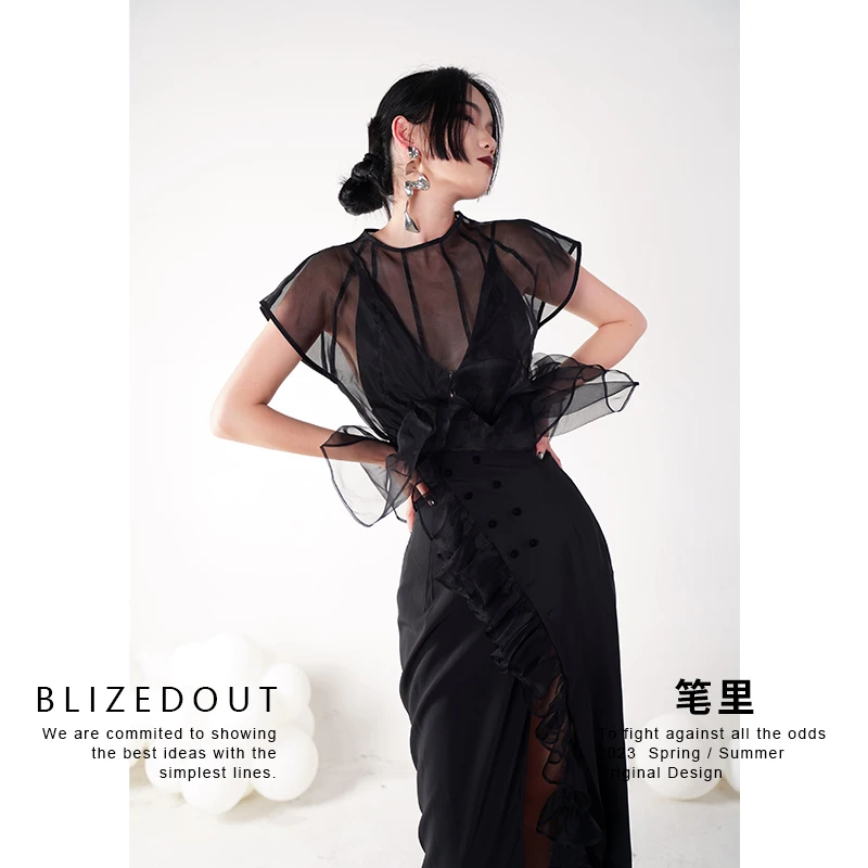 笔里【BLIZEDOUT】独立设计师3070805黑色气质显瘦收腰上衣套头衫