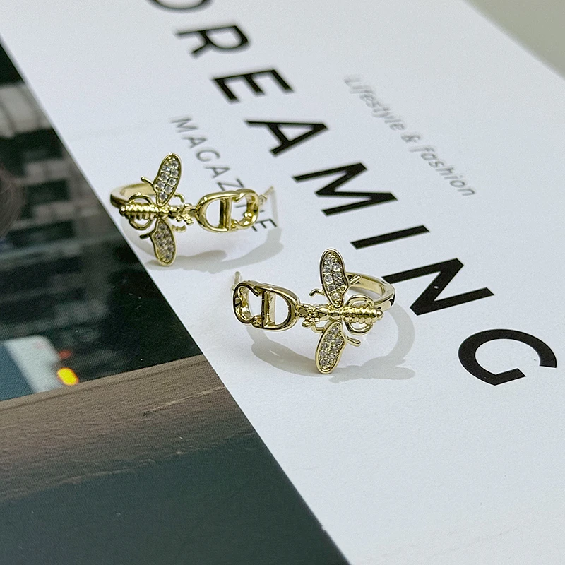 铜合金合成锆石耳饰 气质轻奢时尚百搭小众简约金色精致耳环QC987