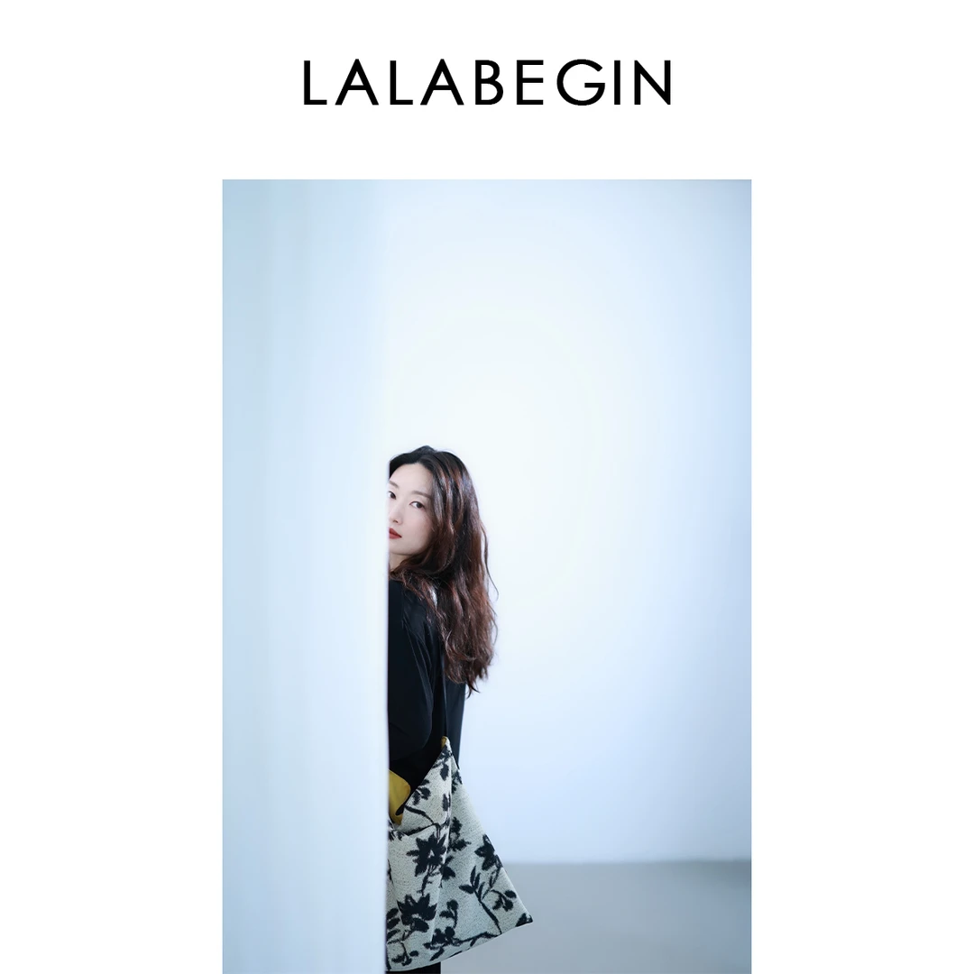 La La Begin繁花-双面提花单肩包