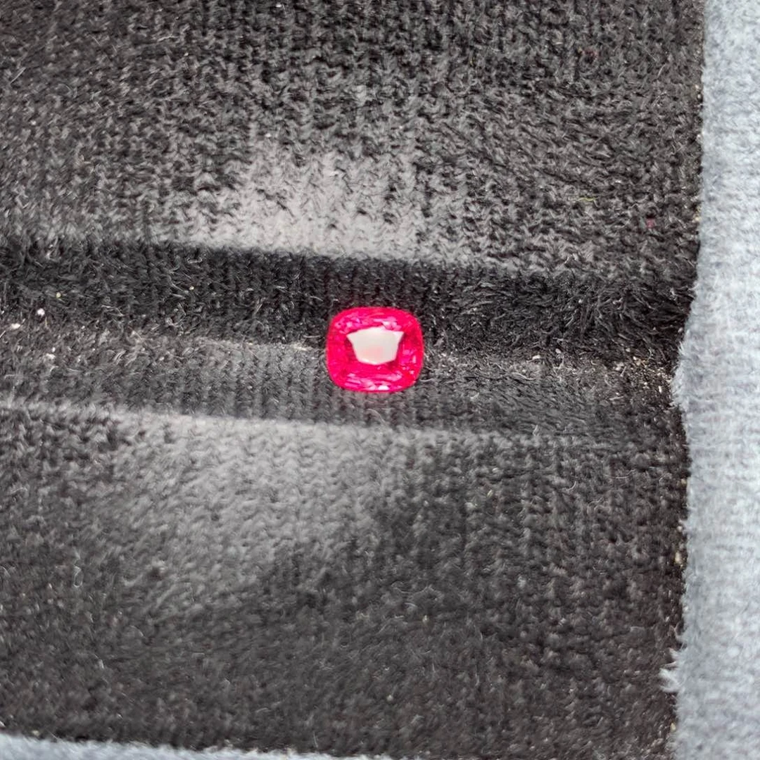 尖晶石裸石未镶嵌绝地武士1ct吉尔德vb