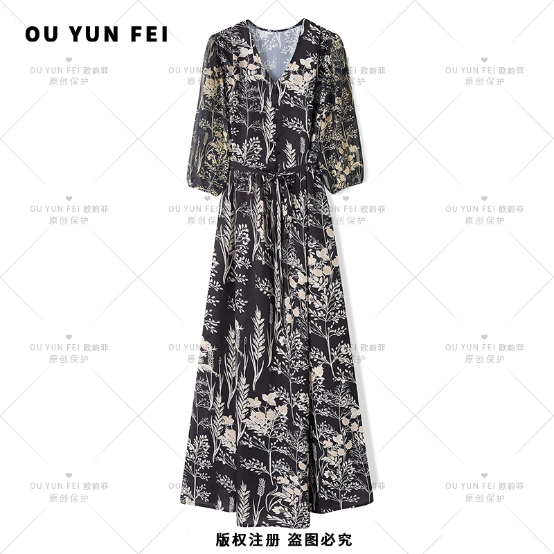 女装连衣裙气质网红轻奢时尚百搭保护设计师秋冬高奢女士F1209