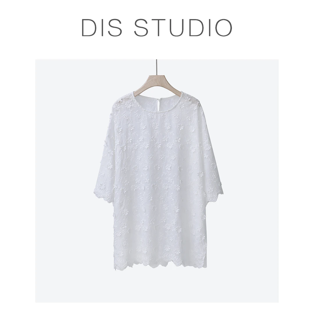 【年终大清仓】【蝶恋花雨】立体花朵宽松圆领蕾丝T恤Z524X07484