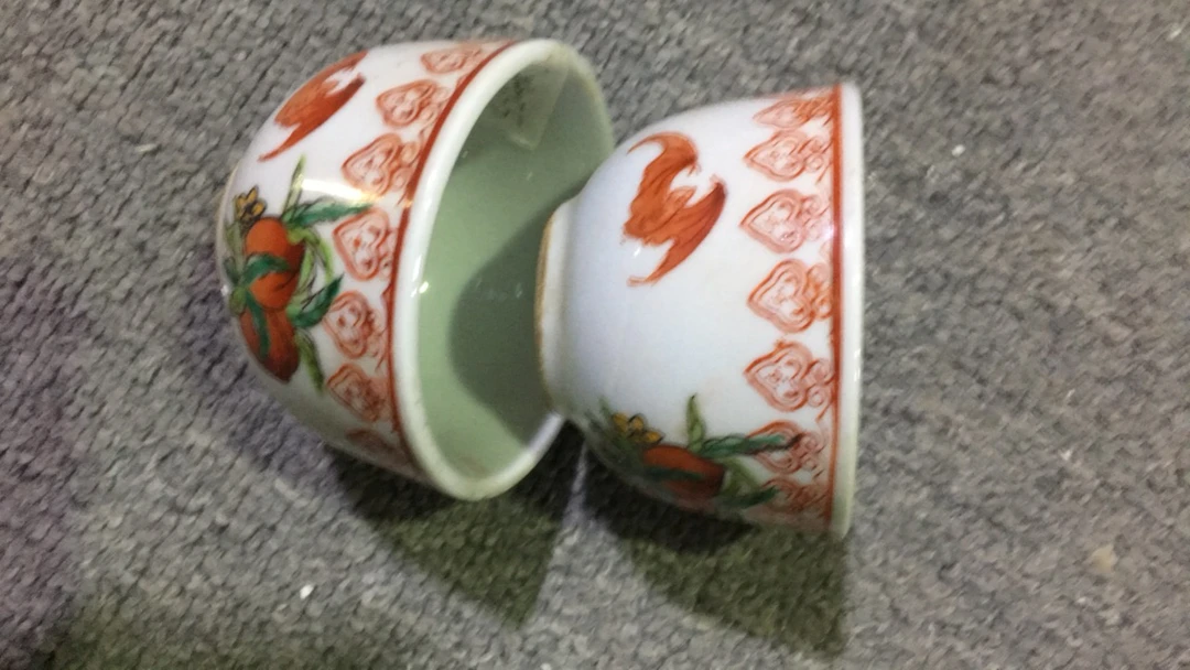 精美小瓷器,完整无瑕疵