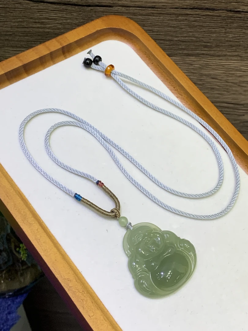 和田玉冰底翠青佛吊坠