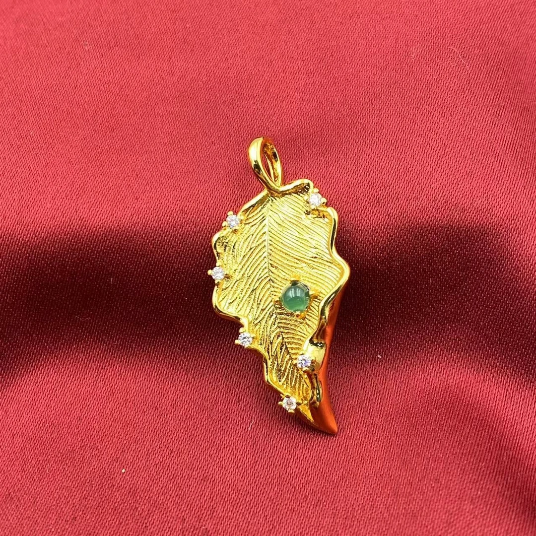 翡翠气质叶子蛋面吊坠F472（X313）合金镶嵌