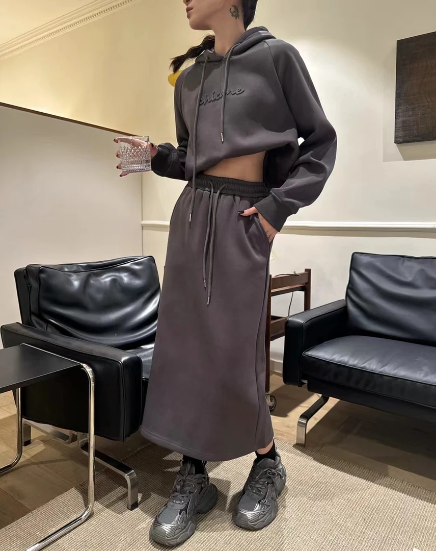 2023年秋冬新款加厚加绒套头休闲卫衣半身裙套装