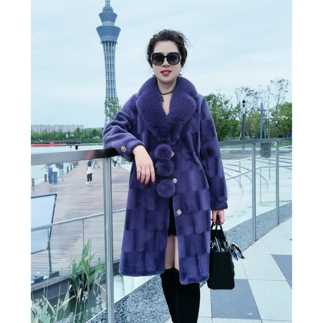 9557女士冬季设计款轻奢气质中长款休闲时尚设计师外套无