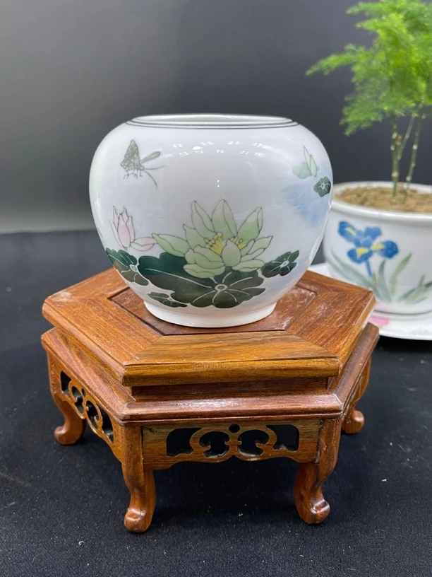 醴陵群力手绘釉下五彩瓷球型花插库存尾货