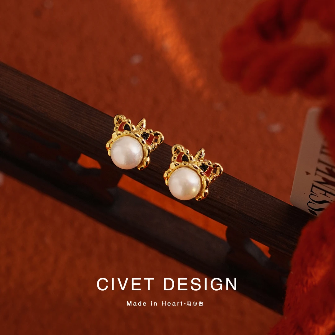 合金仿珍珠耳饰 原创国潮醒狮珠耳环元宵节纯银耳钉喜庆耳夹少女