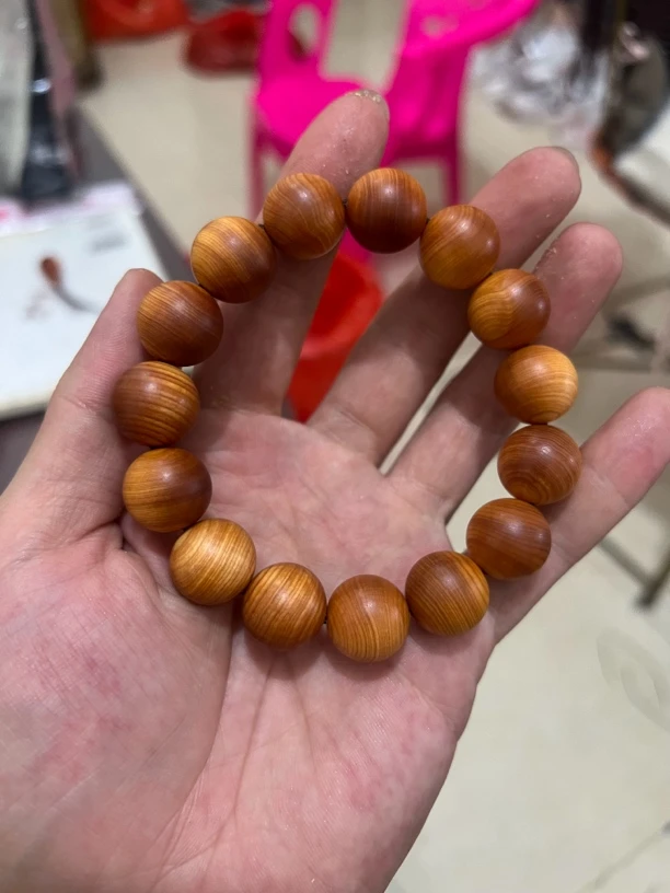 1.5×15颗崖柏手串甜香香气迷人