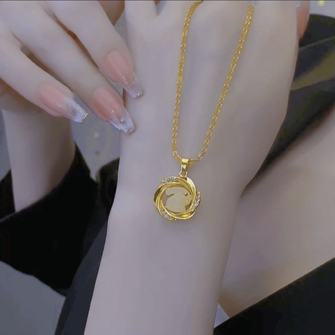 铜合金项链 团圆兔吊坠项链网红饰品锁骨链项链控首饰时尚