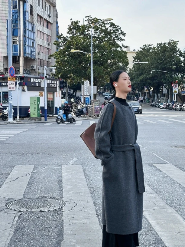 气质廓形双面呢大衣女秋冬款温柔毛呢外套
