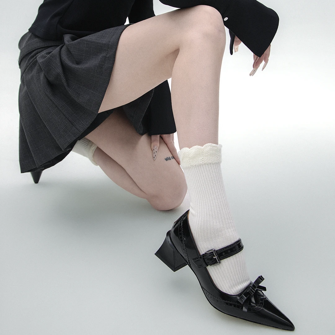 WCH秋冬纯色竖纹泡芙花边百搭少女风棉中筒袜子女堆堆袜月子袜