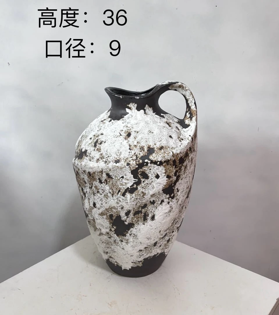 景德镇高温，单耳黑色侘寂摆件