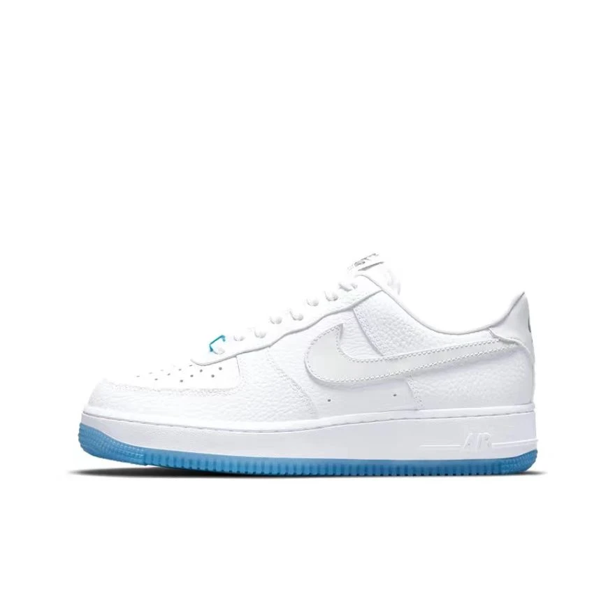 Nike/耐克 Air Force 1 Low 07 休闲运动板鞋女款 DA8301-101