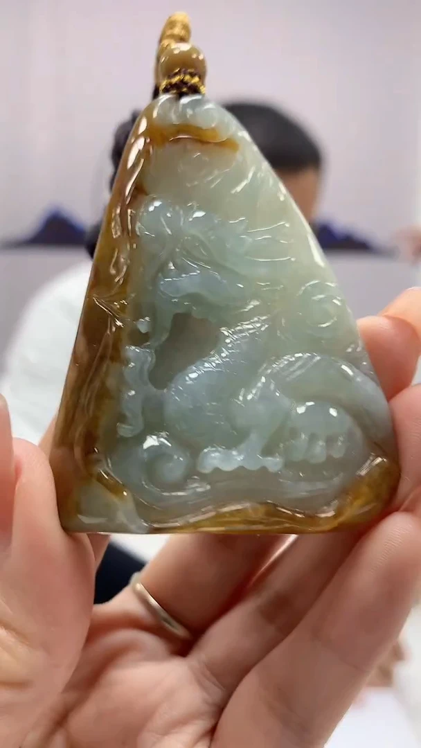 【闪购商品】定制翡翠未镶嵌4898DD-毛货吊坠134