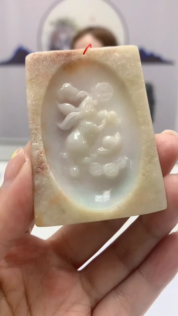 【闪购商品】定制翡翠未镶嵌4852ms-毛货195兔子