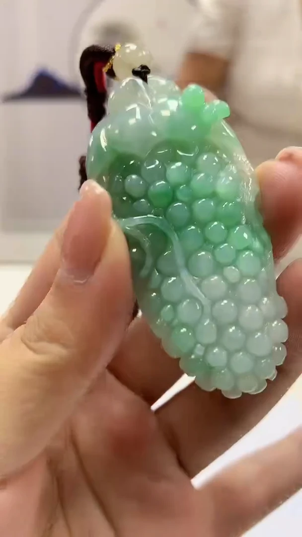 【闪购商品】定制翡翠未镶嵌4902ms-毛货390葡萄