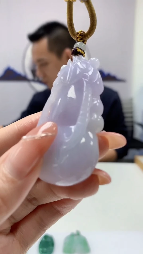 【闪购商品】定制翡翠未镶嵌3916DD-毛货吊坠