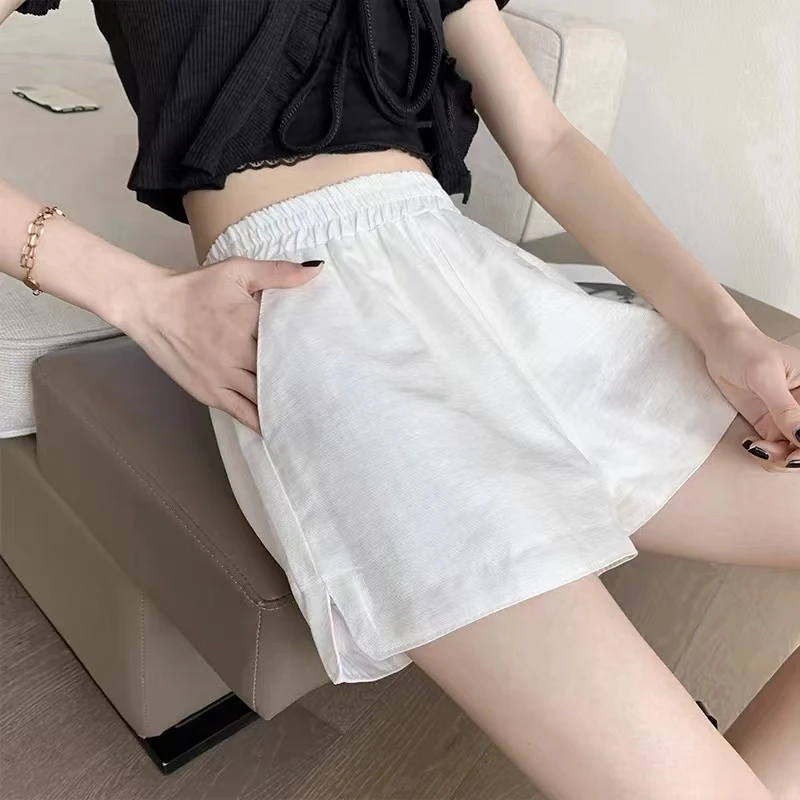 夏季薄款a字高腰白色短裤女阔腿热裤白色冰丝韩版潮ins开叉短裤女
