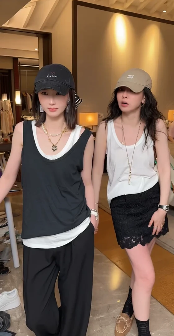 网红2025夏季新款简约休闲百搭宽松显瘦U领透气无袖外穿背心上衣