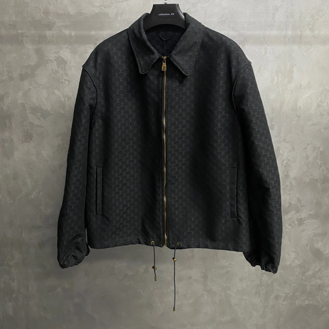 全新未使用 LouisVuitton/路易威登 黑色满印图案logo夹克/54码/