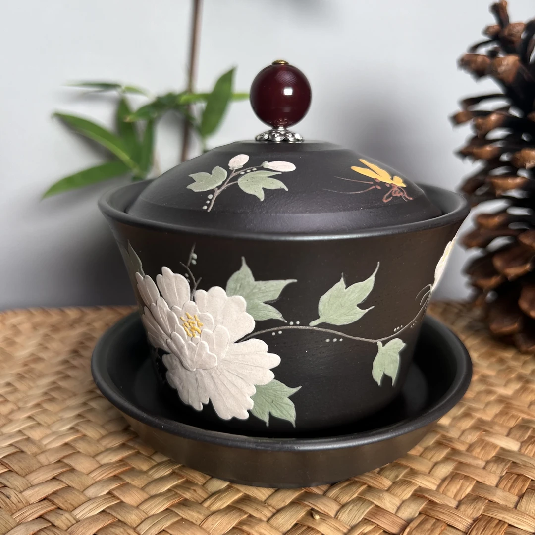 念一《石黄三才盖碗》牡丹花卉泥绘 紫砂精美茶具