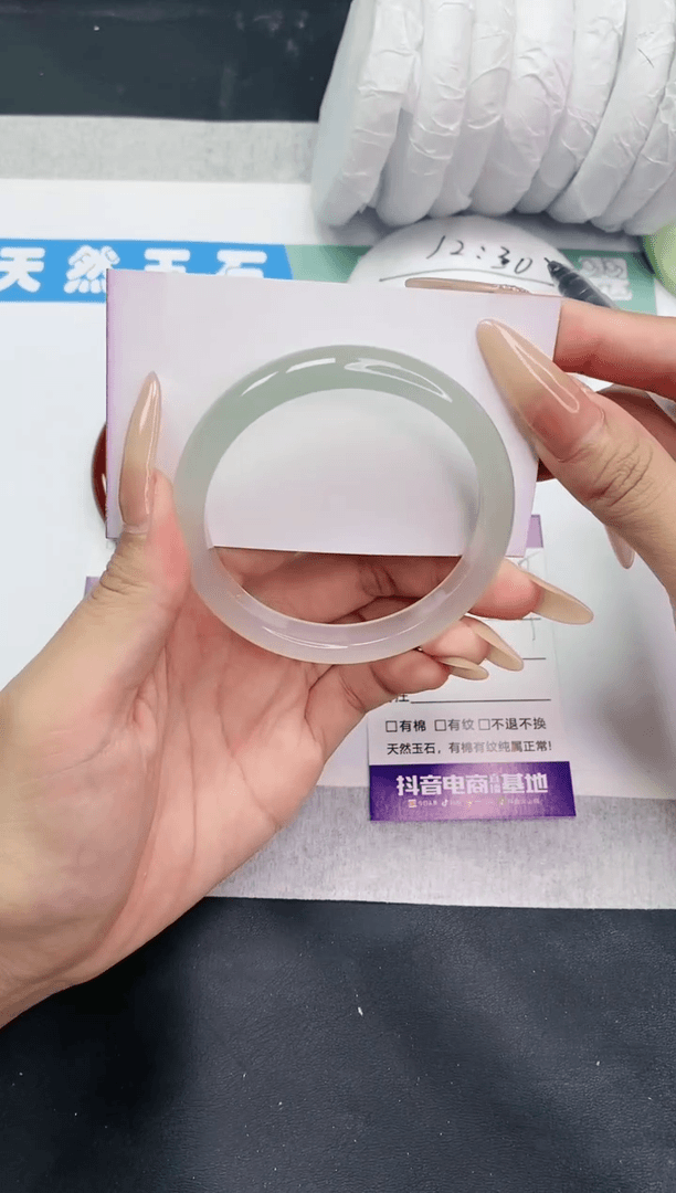 【闪购商品】石英质玉手镯未镶嵌多样性发一M388-56+